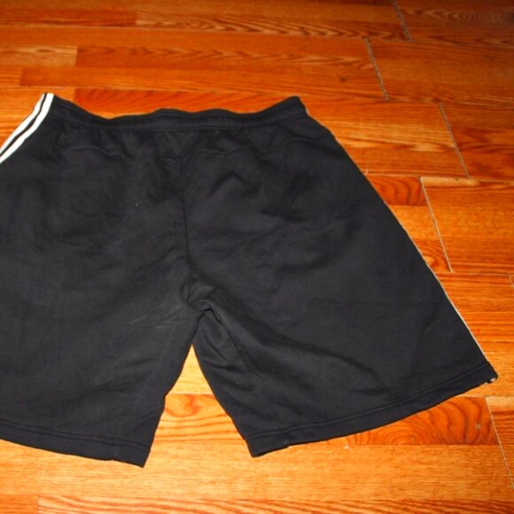 Adidas Essential 3-Stripe Shorts - Size 2XL - Picture 7 of 7